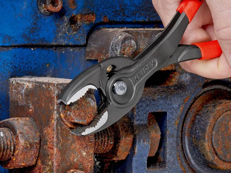 thumbnail interactive-video image 1 of TwinGrip Slip Joint Pliers PVC Grip 200mm | Rapid Electronics 1 of 13