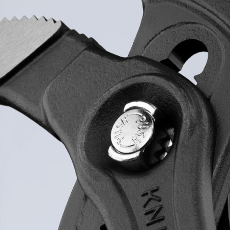 KNIPEX Cobra Pipe Wrench and Water Pump Pliers 400mm